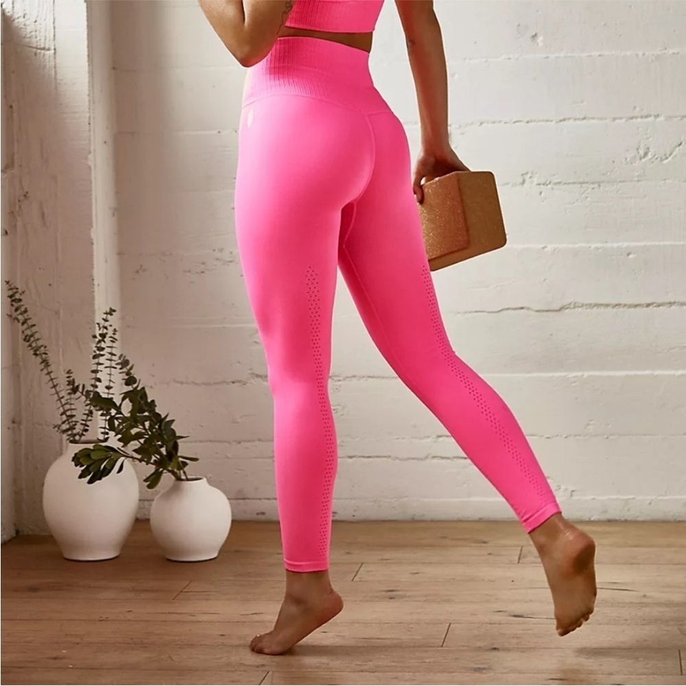 NWT Free People Movement High-Rise 7/8 Length Good Karma Leggings Tropical Pink - Picture 4 of 12